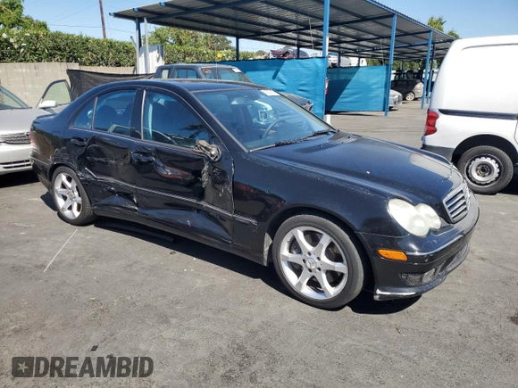 2007 Mercedes-Benz C 230 Sport z VIN WDBRF52H37F933113, wystawiony jako Copart lot #61600585 z przebiegiem 188 049 mil mil oraz Szkoda całkowita • Salvage title. Historia ofert i sprzedaży dostępna na DreamBid. Obrazek 4.