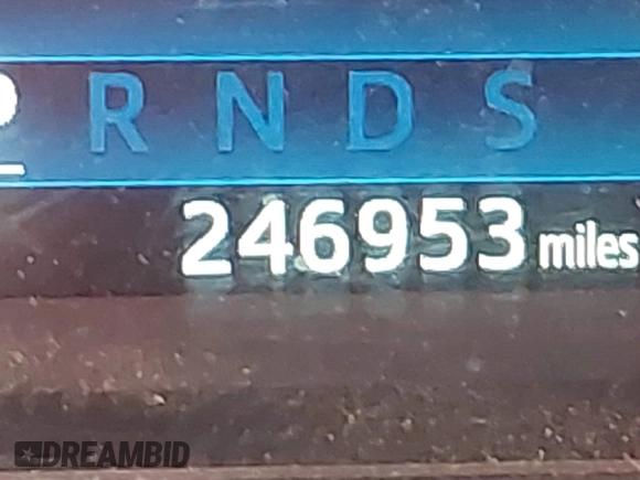 2014 Toyota Tundra 4WD Truck LTD with VIN 5TFHW5F16EX372679, listed as a IAAI auction lot 41736049 with 247,000 mi miles. Bid and sale history available at carsss.com. Image 15.