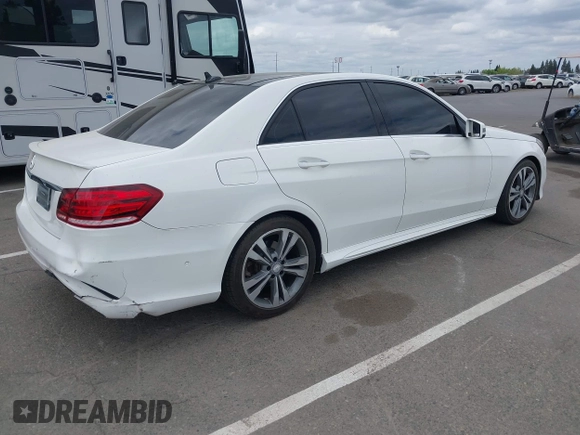 2015 Mercedes-Benz E 350 Sport with VIN WDDHF5KB1FB145337, listed as a IAAI auction lot 42137791 with 104,713 mi miles and . Bid and sale history available at DreamBid. Image 4.