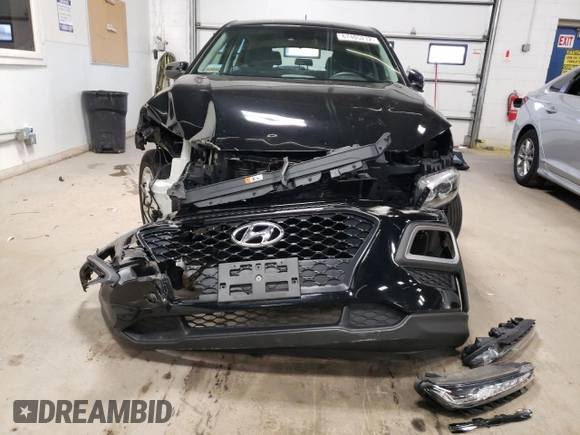 2019 Hyundai Kona SE with VIN KM8K1CAA4KU342542, listed as a Copart auction lot 67405212 with 31,325 mi miles. Bid and sale history available at carsss.com. Image 9.