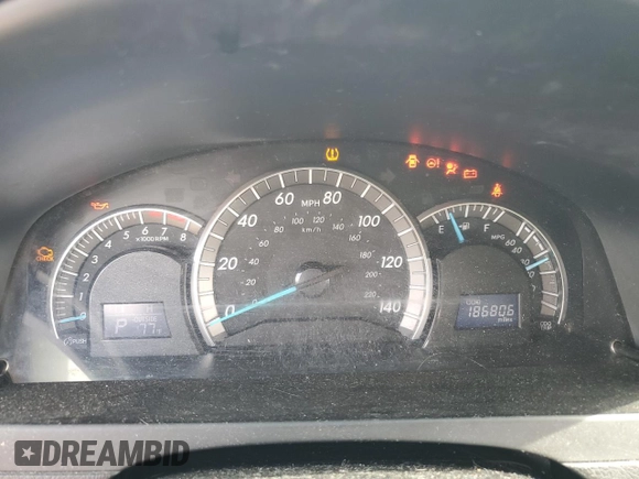2014 Toyota Camry L with VIN 4T1BF1FK0EU731965, listed as a Copart auction lot 47131205 with 186,806 mi miles and Salvage Title. Bid and sale history available at carsss.com. Image 9.