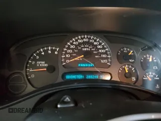 2004 Chevrolet Avalanche z VIN 3GNEC12TX4G215422, wystawiony jako Copart lot #44865345 z przebiegiem 200 240 mil mil oraz Czysty tytuł • Clean title. Historia ofert i sprzedaży dostępna na DreamBid. Obrazek 9.