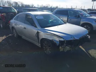 2011 Hyundai Azera Limited with VIN KMHFC4DF9BA526126, listed as a IAAI auction lot 41149789 with 137,060 mi miles and . Bid and sale history available at DreamBid. Image 1.