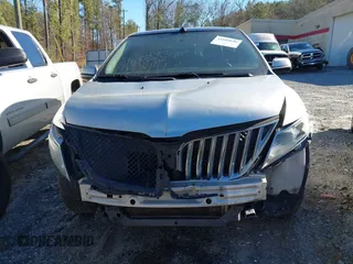 2014 Lincoln MKX with VIN 2LMDJ8JK3EBL15281, listed as a IAAI auction lot 41600646 with 201,995 mi miles. Bid and sale history available at carsss.com. Image 12.