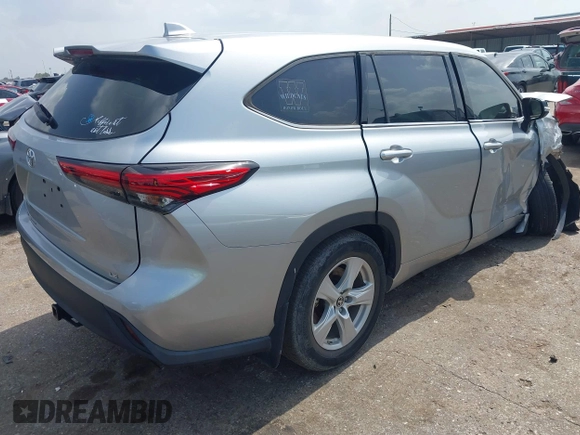 2021 Toyota Highlander L with VIN 5TDZZRAH3MS526003, listed as a IAAI auction lot 42617546 with Not provided miles and . Bid and sale history available at DreamBid. Image 4.