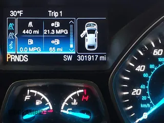 2014 Ford Escape Titanium with VIN 1FMCU9J90EUC31625, listed as a IAAI auction lot 41492075 with 301,917 mi miles and . Bid and sale history available at DreamBid. Image 15.