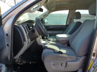 2013 Toyota Tundra z VIN 5TFEM5F14DX052283, wystawiony jako Copart lot #83600634 z przebiegiem 172 647 mil mil oraz Szkoda całkowita • Salvage title. Historia ofert i sprzedaży dostępna na DreamBid. Obrazek 7.