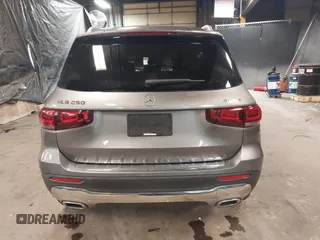 2021 Mercedes-Benz GLB 250 z VIN W1N4M4HB9MW101276, wystawiony jako IAAI lot #41010447 z przebiegiem 66 897 mil mil oraz . Historia ofert i sprzedaży dostępna na DreamBid. Obrazek 16.