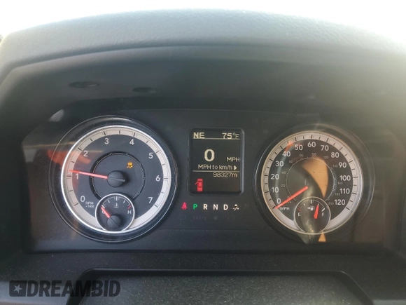 2017 Ram 1500 SLT z VIN 1C6RR7GG3HS709599, wystawiony jako Copart lot #60452785 z przebiegiem 98 327 mil mil oraz Szkoda całkowita • Salvage title. Historia ofert i sprzedaży dostępna na DreamBid. Obrazek 9.