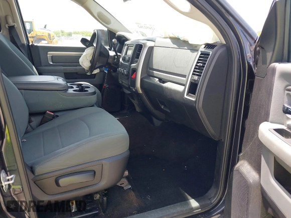 2016 Ram 2500 SLT with VIN 3C6TR5DT0GG268340, listed as a IAAI auction lot 42492262 with 117,230 mi miles and . Bid and sale history available at DreamBid. Image 5.