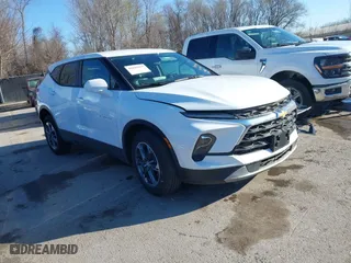 2025 Chevrolet Blazer LT with VIN 3GNKBHR41SS150662, listed as a IAAI auction lot 41842035 with 9,087 mi miles. Bid and sale history available at carsss.com. Image 1.