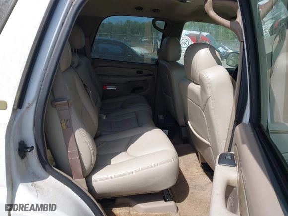 2003 Chevrolet Tahoe LS with VIN 1GNEC13ZX3R281468, listed as a IAAI auction lot 41911693 with 149,387 mi miles. Bid and sale history available at carsss.com. Image 8.