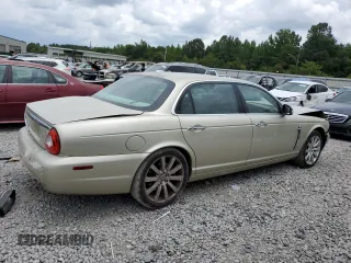 2008 Jaguar XJ Vanden Plas with VIN SAJWA82BX8SH27607, listed as a Copart auction lot 60913674 with 51,951 mi miles and Salvage Title. Bid and sale history available at carsss.com. Image 3.