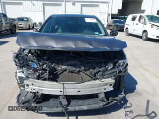 2020 Toyota Camry SE with VIN 4T1G11AK2LU927172, listed as a IAAI auction lot 41736085 with 191,512 mi miles. Bid and sale history available at carsss.com. Image 12.
