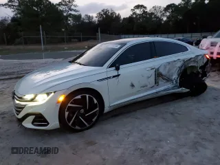 2023 Volkswagen Arteon SEL Premium R-Line z VIN WVWTR7AN6PE003181, wystawiony jako Copart lot #79758794 z przebiegiem 16 727 mil mil oraz Szkoda całkowita • Salvage title. Historia ofert i sprzedaży dostępna na DreamBid. Obrazek 1.
