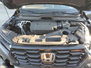 2025 Honda Pilot TrailSport with VIN 5FNYG1H65SB067792, listed as a Copart auction lot 87957615 with 4,470 mi miles and Salvage Title. Bid and sale history available at carsss.com. Image 13.