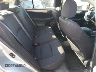 2018 Subaru Legacy z VIN 4S3BNAB67J3005309, wystawiony jako Copart lot #56160585 z przebiegiem 119 920 mil mil oraz Szkoda całkowita • Salvage title. Historia ofert i sprzedaży dostępna na DreamBid. Obrazek 10.