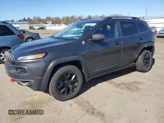 2015 Jeep Cherokee Trailhawk with VIN 1C4PJMBB3FW524363, listed as a Copart auction lot 50898205 with 63,158 mi miles and Salvage Title. Bid and sale history available at carsss.com. Image 1.