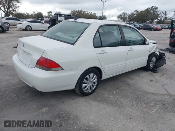 2005 Mitsubishi Lancer ES z VIN JA3AJ26E35U025117, wystawiony jako IAAI lot #41634961 z przebiegiem 206 822 mil mil oraz . Historia ofert i sprzedaży dostępna na DreamBid. Obrazek 4.