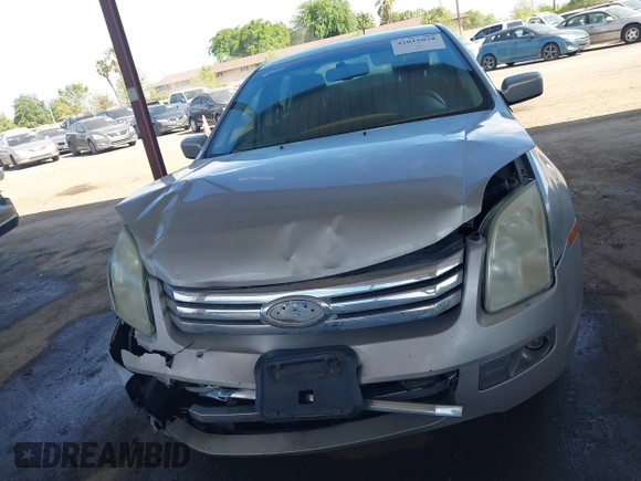2008 Ford Fusion SEL with VIN 3FAHP08108R247080, listed as a IAAI auction lot 42015038 with 202,843 mi miles. Bid and sale history available at carsss.com. Image 12.