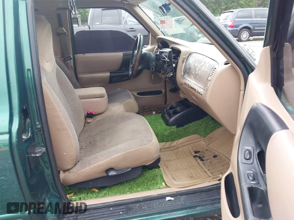 2000 Ford Ranger XLT with VIN 1FTZR15X1YTA00382, listed as a IAAI auction lot 42388377 with 211,400 mi miles and . Bid and sale history available at DreamBid. Image 5.