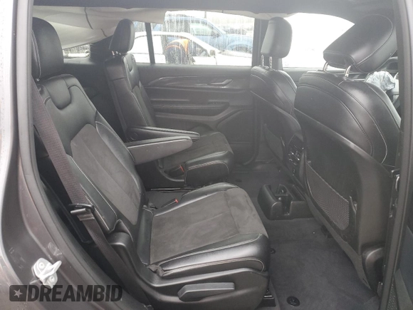 2023 Jeep Grand Cherokee Laredo z VIN 1C4RJKAG4P8738939, wystawiony jako Copart lot #45289505 z przebiegiem Nie podano mil oraz Szkoda całkowita • Salvage title. Historia ofert i sprzedaży dostępna na DreamBid. Obrazek 11.