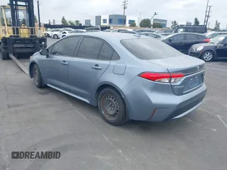2021 Toyota Corolla LE with VIN JTDEPMAE1MJ118836, listed as a IAAI auction lot 41261340 with 1 mi miles. Bid and sale history available at carsss.com. Image 3.
