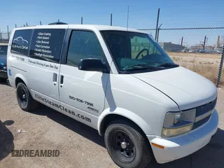 1996 Chevrolet Astro with VIN 1GNDM19W9TB150692, listed as a IAAI auction lot 41745928 with 133,551 mi miles. Bid and sale history available at carsss.com. Image 1.