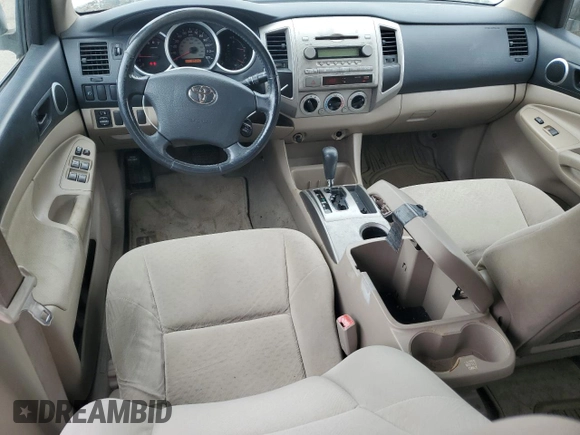 2005 Toyota Tacoma PreRunner z VIN 5TEKU72N55Z041875, wystawiony jako Copart lot #58498115 z przebiegiem 185 347 mil mil oraz Czysty tytuł • Clean title. Historia ofert i sprzedaży dostępna na DreamBid. Obrazek 8.
