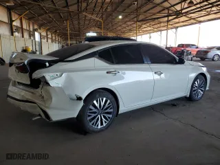 2024 Nissan Altima 2.5 SV with VIN 1N4BL4DV8RN327815, listed as a Copart auction lot 76312154 with 9,268 mi miles and Salvage Title. Bid and sale history available at carsss.com. Image 3.