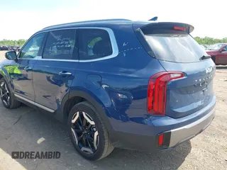 2025 Kia Telluride S with VIN 5XYP64GC6SG581215, listed as a IAAI auction lot 42295271 with 17,941 mi miles and . Bid and sale history available at DreamBid. Image 3.