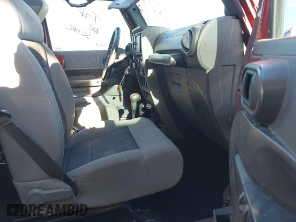 2010 Jeep Wrangler Unlimited Rubicon with VIN 1J4BA6H14AL110534, listed as a IAAI auction lot 41382867 with 246,087 mi miles and . Bid and sale history available at DreamBid. Image 5.