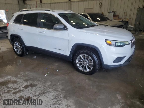 2019 Jeep Cherokee Altitude with VIN 1C4PJMLN8KD386205, listed as a Copart auction lot 54551055 with 98,197 mi miles and Salvage Title. Bid and sale history available at DreamBid. Image 4.