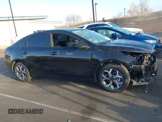 2021 Kia Forte FE with VIN 3KPF24AD1ME407089, listed as a IAAI auction lot 41707743 with 34,411 mi miles. Bid and sale history available at carsss.com. Image 14.