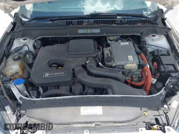 2013 Ford Fusion SE Hybrid с VIN 3FA6P0LU8DR161132, выставлен на аукционе IAAI как лот 42646879 с пробегом 178 516 миль миль и . История ставок и продаж доступна на DreamBid. Изображение 10.