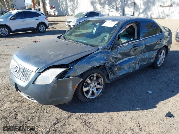 2011 Mercury Milan Premier with VIN 3MEHM0JG5BR601439, listed as a IAAI auction lot 41278172 with 185,201 mi miles. Bid and sale history available at carsss.com. Image 17.
