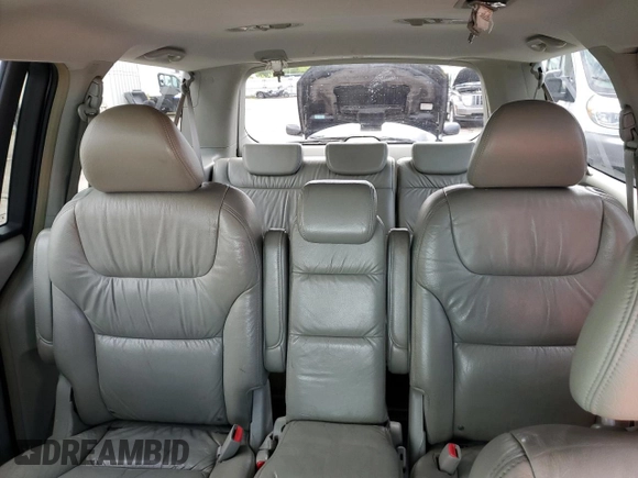 2006 Honda Odyssey EX-L z VIN 5FNRL38796B104224, wystawiony jako Copart lot #59049985 z przebiegiem 161 476 mil mil oraz Czysty tytuł • Clean title. Historia ofert i sprzedaży dostępna na DreamBid. Obrazek 10.