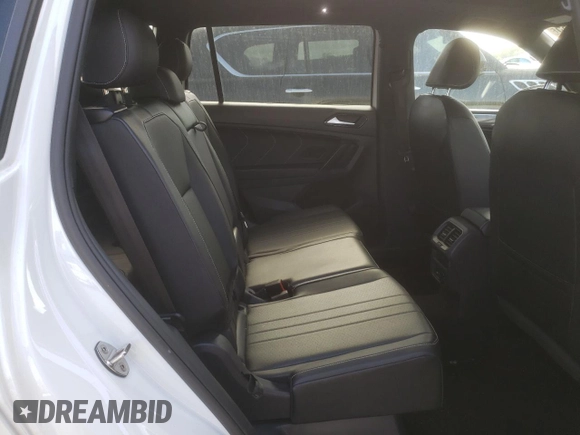 2022 Volkswagen Tiguan SE R-Line Black with VIN 3VVCB7AX8NM146180, listed as a Copart auction lot 51308985 with 49,198 mi miles and Salvage title. Bid and sale history available at DreamBid. Image 11.