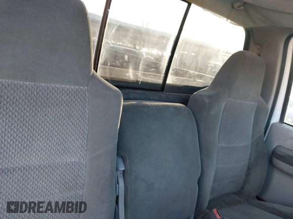 2003 Ford F-350 XL with VIN 1FTSF31L43EB31943, listed as a IAAI auction lot 41335334 with Not Provided miles and . Bid and sale history available at DreamBid. Image 8.