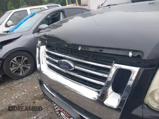 2009 Ford Explorer Sport Trac Limited z VIN 1FMEU33E29UA11862, wystawiony jako IAAI lot #42360950 z przebiegiem 204 530 mil mil oraz . Historia ofert i sprzedaży dostępna na DreamBid. Obrazek 6.