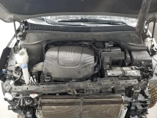 2017 Kia Sorento SX V6 with VIN 5XYPKDA51HG201373, listed as a Copart auction lot 88909395 with 141,230 mi miles and Salvage Title. Bid and sale history available at carsss.com. Image 12.