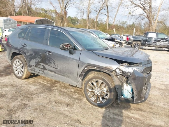 2021 Toyota RAV4 XLE Premium with VIN 2T3C1RFV6MC103170, listed as a IAAI auction lot 41510409 with 31,770 mi miles. Bid and sale history available at carsss.com. Image 1.