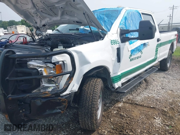 2021 Ford F-250 XL z VIN 1FT7W2B67MEC70278, wystawiony jako IAAI lot #42451726 z przebiegiem Nie podano mil oraz . Historia ofert i sprzedaży dostępna na DreamBid. Obrazek 6.