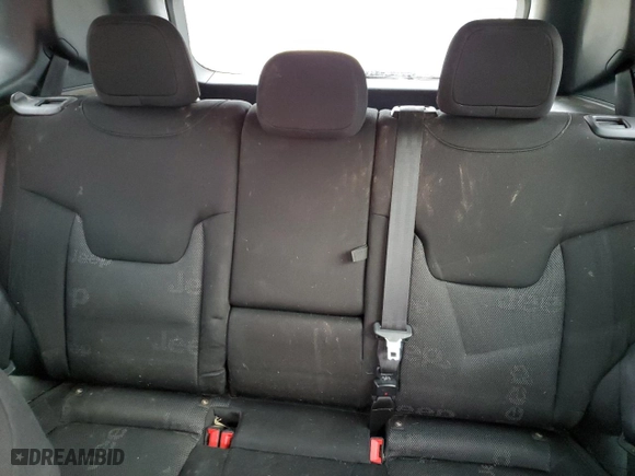2015 Jeep Renegade Latitude with VIN ZACCJABT8FPC39743, listed as a Copart auction lot 47297825 with 135,499 mi miles and Salvage Title. Bid and sale history available at carsss.com. Image 10.