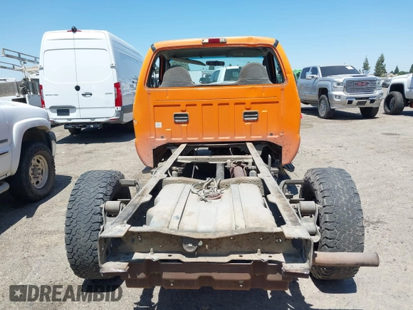 2003 Ford F-350 с VIN 1FDSF34L23EC39582, выставлен на аукционе IAAI как лот 42581958 с пробегом Не указан миль и . История ставок и продаж доступна на DreamBid. Изображение 16.