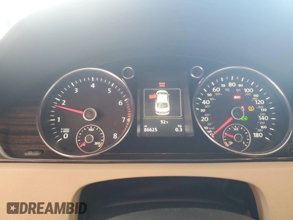 2017 Volkswagen CC R-Line Executive with VIN WVWFP7AN5HE500419, listed as a Copart auction lot 67647164 with 86,625 mi miles and Salvage Title. Bid and sale history available at DreamBid. Image 9.