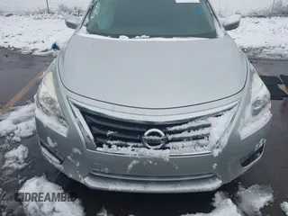 2015 Nissan Altima S with VIN 1N4AL3AP0FC439737, listed as a IAAI auction lot 41816376 with 144,803 mi miles and . Bid and sale history available at DreamBid. Image 12.