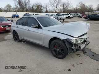 2017 BMW 3 Series 340i xDrive with VIN WBA8B7C31HA190096, listed as a Copart auction lot 82224424 with 89,531 mi miles and Salvage Title. Bid and sale history available at carsss.com. Image 4.