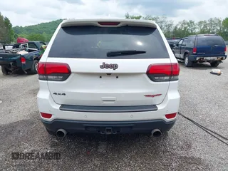 2018 Jeep Grand Cherokee Trailhawk с VIN 1C4RJFLT3JC441618, выставлен на аукционе IAAI как лот 42285621 с пробегом 125 686 миль миль и . История ставок и продаж доступна на DreamBid. Изображение 16.