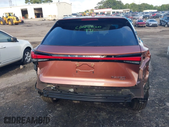 2024 Lexus RX 350 с VIN 2T2BAMCA6RC056850, выставлен на аукционе IAAI как лот 39891418 с пробегом 6 648 миль миль и . История ставок и продаж доступна на DreamBid. Изображение 16.